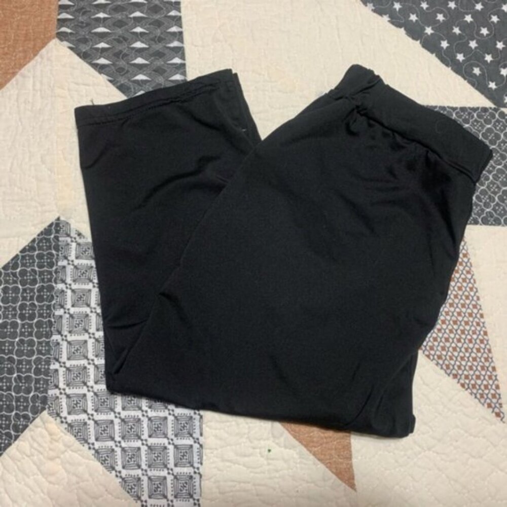 SHEIN Active Capri Leggings